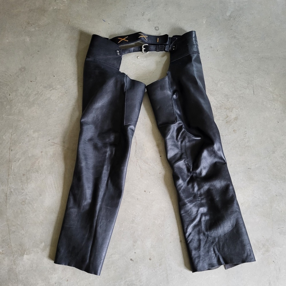 Mens XL Black Leather Zippered Motorcycle Chaps 38-46" Waist x 32.5" L